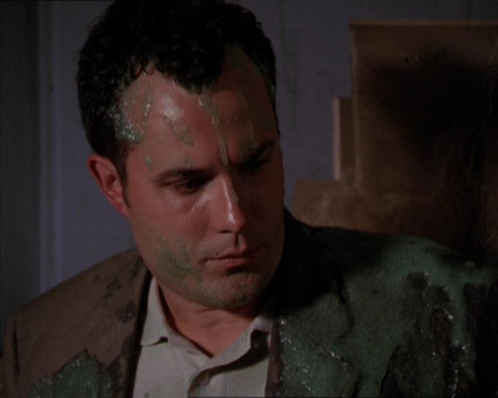 Charmed-Online_dot_net-2x05TheDevilsMusic2252.jpg Charmed-Online_dot_net-2x05TheDevilsMusic2252.jpg