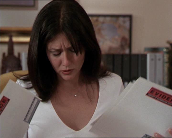 Charmed-Online-dot-net_205ShesaManBabyaMan0412.jpg Charmed-Online-dot-net_205ShesaManBabyaMan0412.jpg