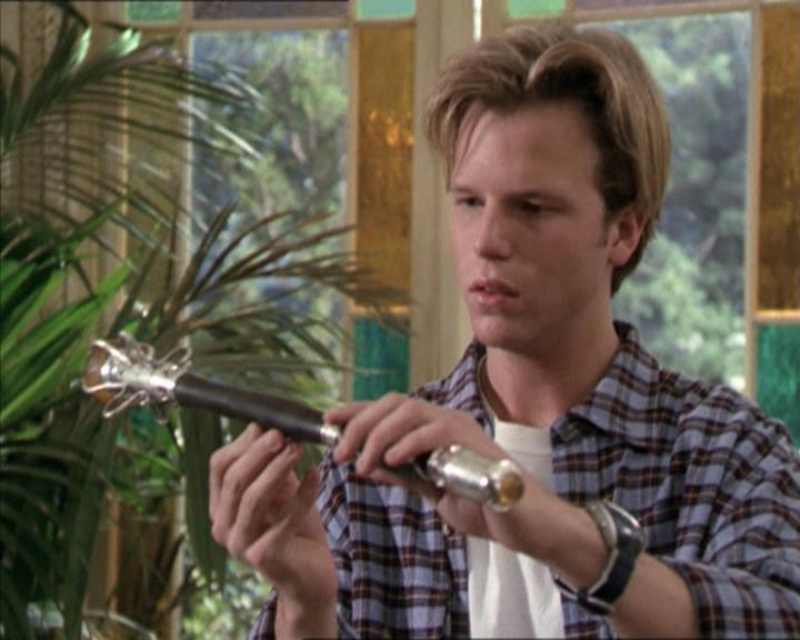 Charmed-Online-dot-net_206ThatOldBlackMagic1291.jpg Charmed-Online-dot-net_206ThatOldBlackMagic1291.jpg