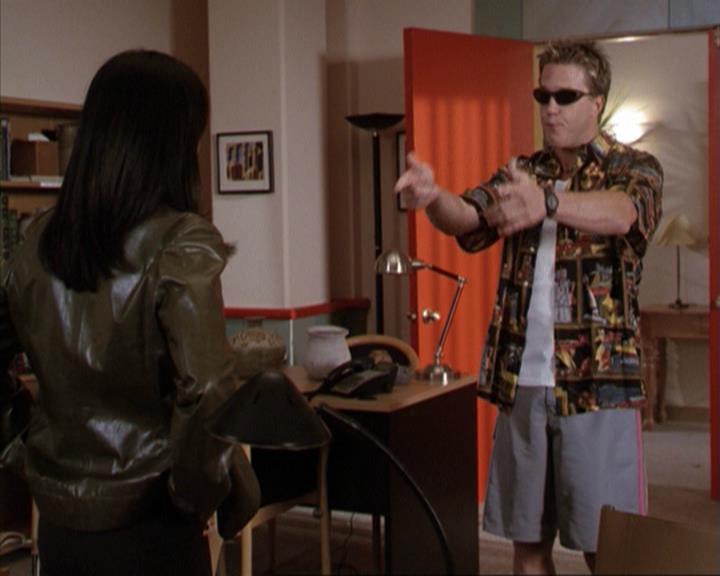 Charmed-Online-dot-net_207TheyreEverywhere0569.jpg Charmed-Online-dot-net_207TheyreEverywhere0569.jpg