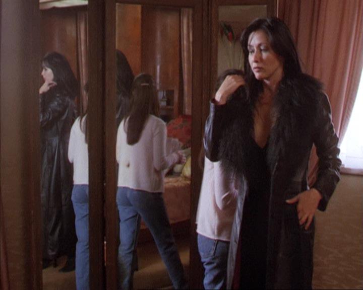 Charmed-Online-dot-net_209MsHellfire0747.jpg Charmed-Online-dot-net_209MsHellfire0747.jpg