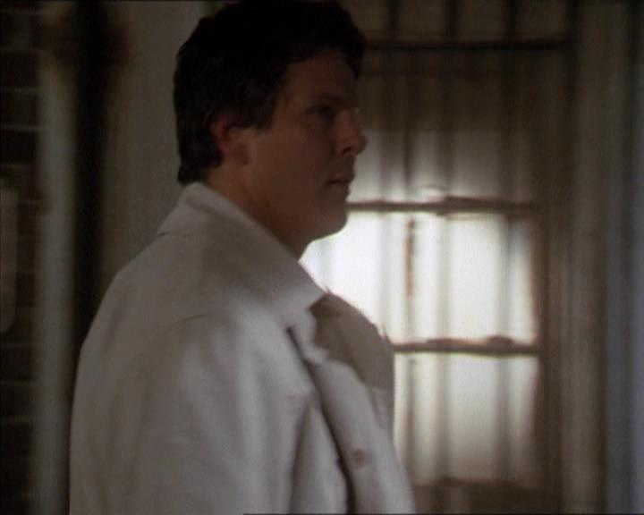 Charmed-Online-dot-210HeartbreakCity0087.jpg Charmed-Online-dot-210HeartbreakCity0087.jpg