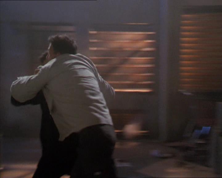 Charmed-Online-dot-210HeartbreakCity0096.jpg Charmed-Online-dot-210HeartbreakCity0096.jpg