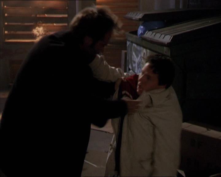 Charmed-Online-dot-210HeartbreakCity0117.jpg Charmed-Online-dot-210HeartbreakCity0117.jpg