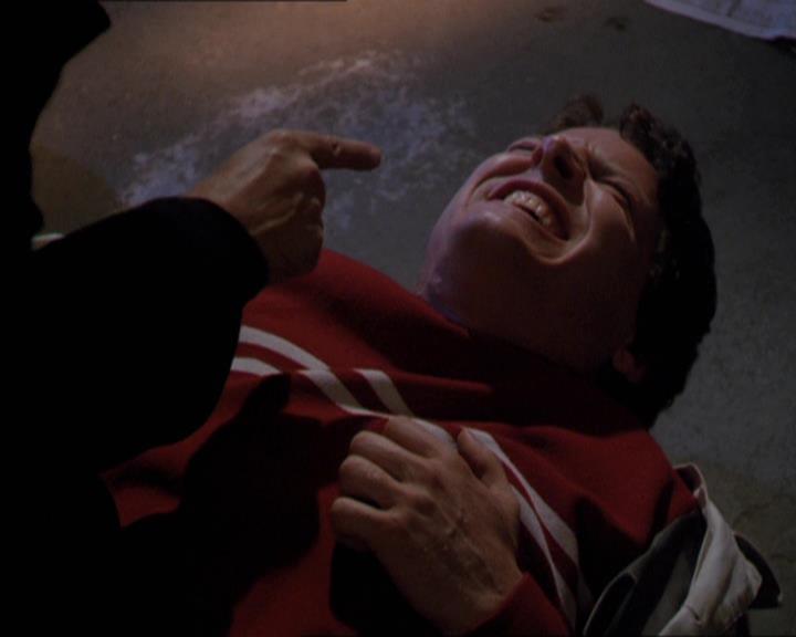 Charmed-Online-dot-210HeartbreakCity0165.jpg Charmed-Online-dot-210HeartbreakCity0165.jpg