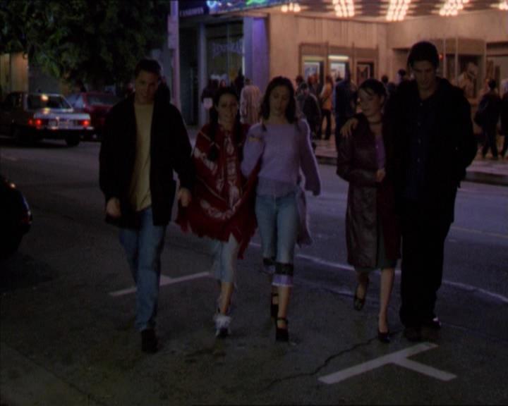 Charmed-Online-dot-210HeartbreakCity0185.jpg
