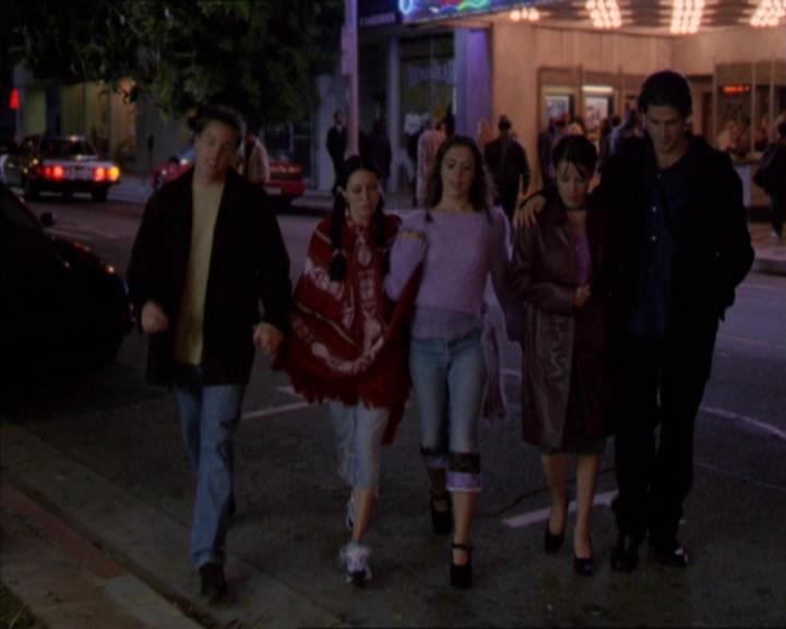 Charmed-Online-dot-210HeartbreakCity0186.jpg Charmed-Online-dot-210HeartbreakCity0186.jpg