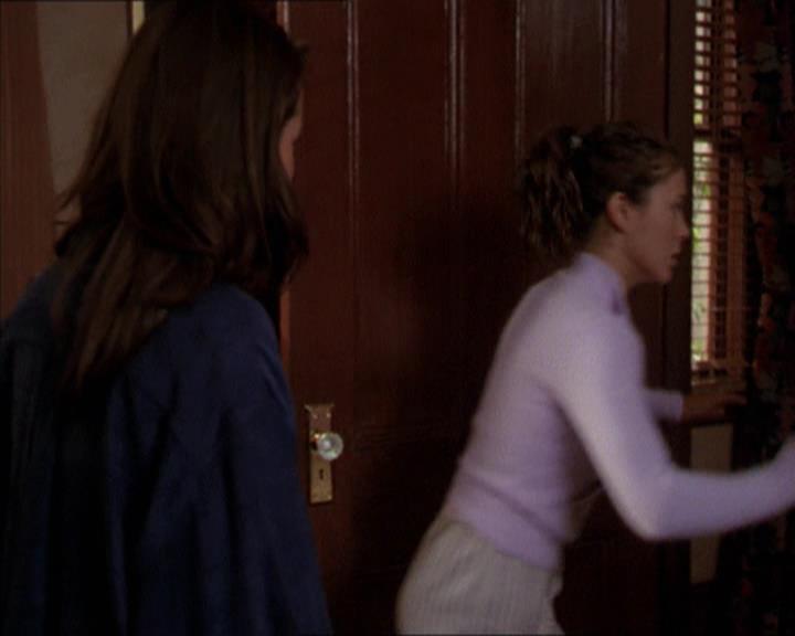 Charmed-Online-dot-210HeartbreakCity0523.jpg Charmed-Online-dot-210HeartbreakCity0523.jpg