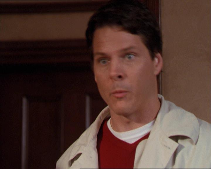 Charmed-Online-dot-210HeartbreakCity0534.jpg Charmed-Online-dot-210HeartbreakCity0534.jpg