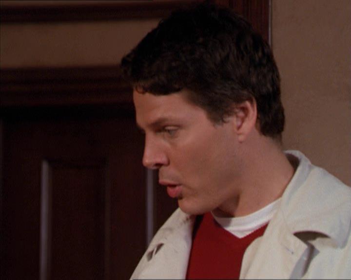 Charmed-Online-dot-210HeartbreakCity0540.jpg Charmed-Online-dot-210HeartbreakCity0540.jpg