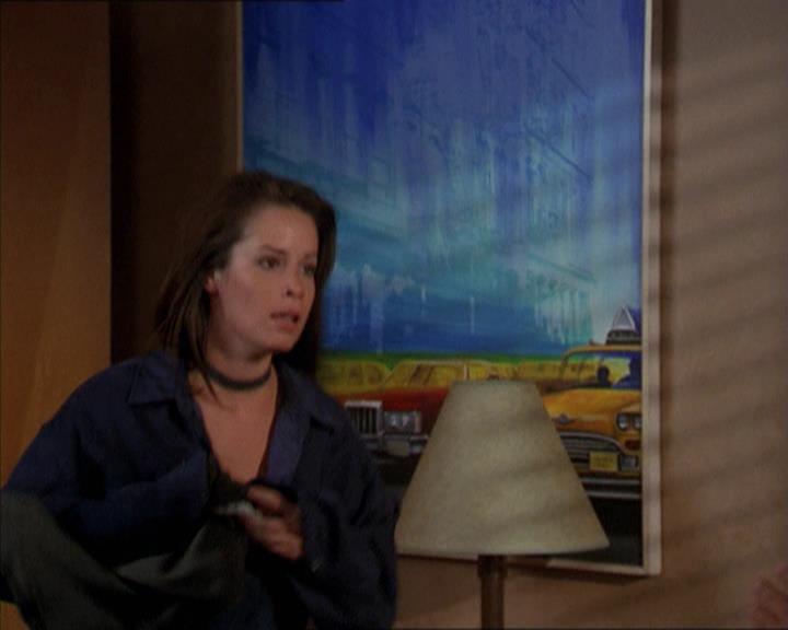 Charmed-Online-dot-210HeartbreakCity0573.jpg