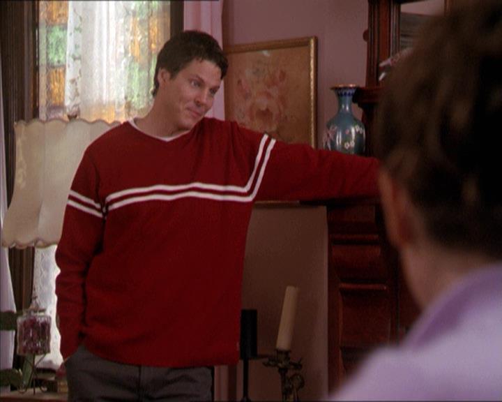 Charmed-Online-dot-210HeartbreakCity0618.jpg