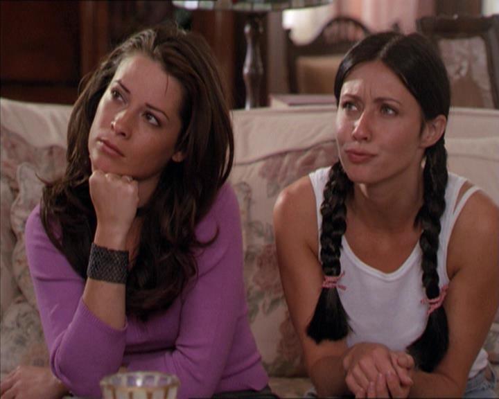 Charmed-Online-dot-210HeartbreakCity0622.jpg