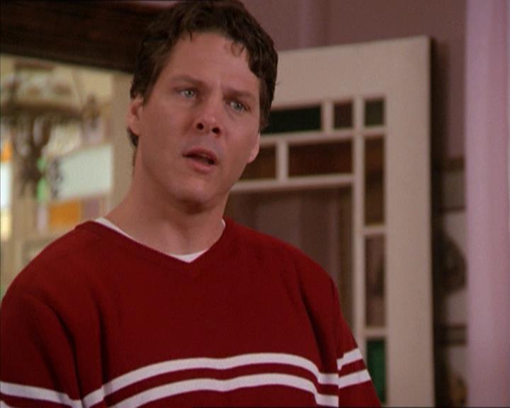 Charmed-Online-dot-210HeartbreakCity0651.jpg Charmed-Online-dot-210HeartbreakCity0651.jpg