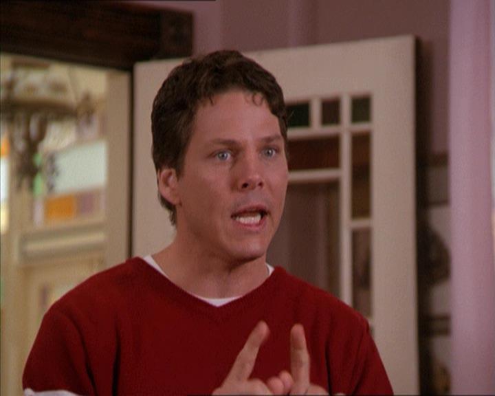 Charmed-Online-dot-210HeartbreakCity0654.jpg Charmed-Online-dot-210HeartbreakCity0654.jpg