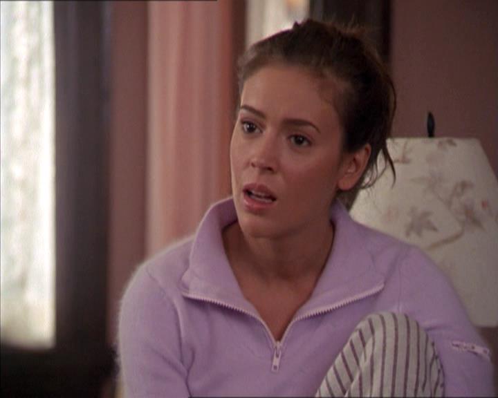 Charmed-Online-dot-210HeartbreakCity0676.jpg Charmed-Online-dot-210HeartbreakCity0676.jpg