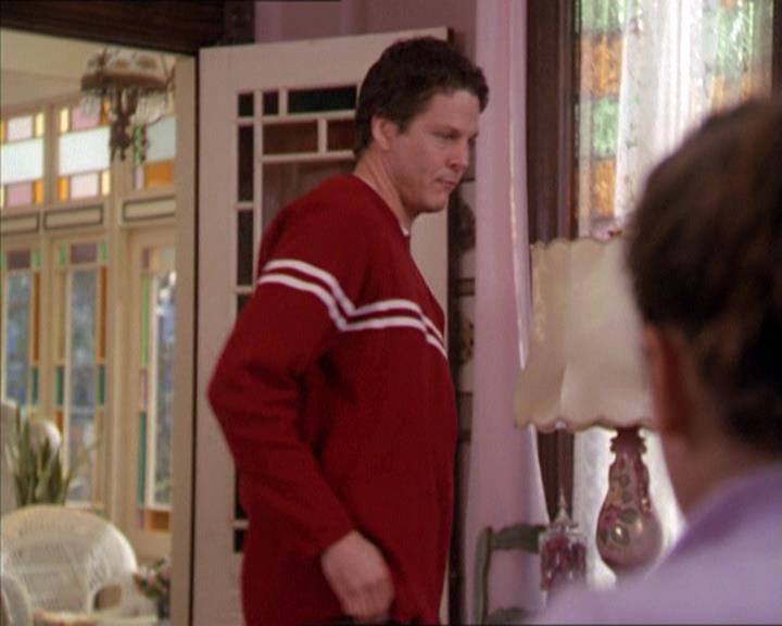 Charmed-Online-dot-210HeartbreakCity0718.jpg Charmed-Online-dot-210HeartbreakCity0718.jpg