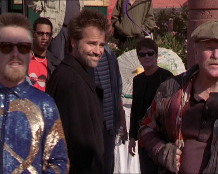 Charmed-Online-dot-210HeartbreakCity0801.jpg Charmed-Online-dot-210HeartbreakCity0801.jpg