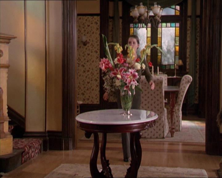 Charmed-Online-dot-210HeartbreakCity0811.jpg Charmed-Online-dot-210HeartbreakCity0811.jpg