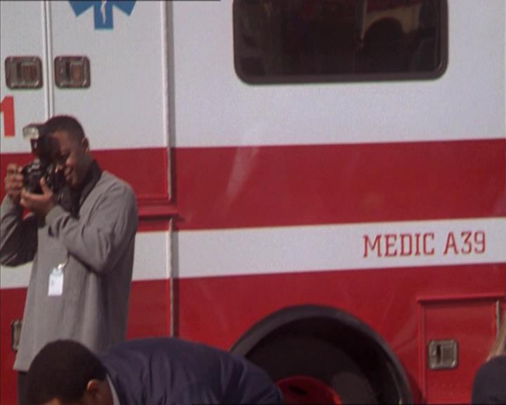 Charmed-Online-dot-210HeartbreakCity0834.jpg Charmed-Online-dot-210HeartbreakCity0834.jpg