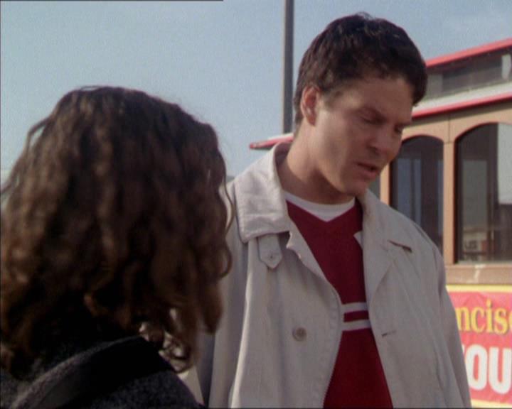 Charmed-Online-dot-210HeartbreakCity0969.jpg Charmed-Online-dot-210HeartbreakCity0969.jpg