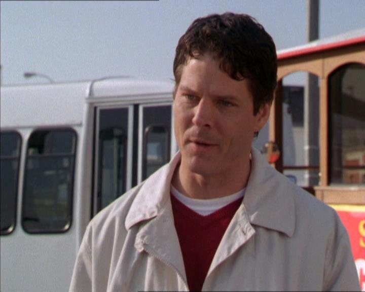 Charmed-Online-dot-210HeartbreakCity0997.jpg Charmed-Online-dot-210HeartbreakCity0997.jpg