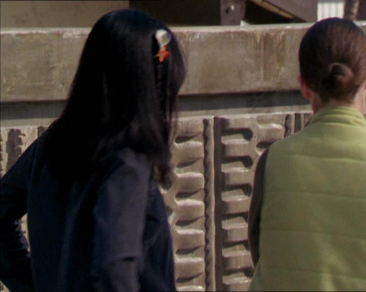 Charmed-Online-dot-210HeartbreakCity1008.jpg Charmed-Online-dot-210HeartbreakCity1008.jpg