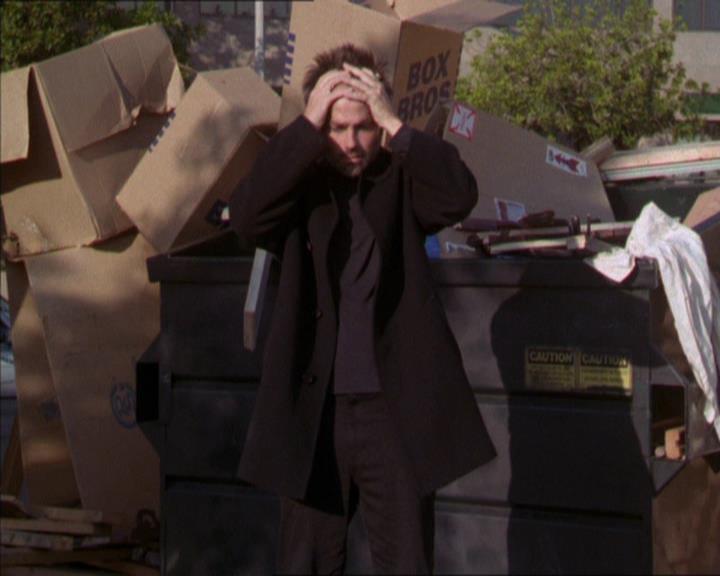 Charmed-Online-dot-210HeartbreakCity1034.jpg Charmed-Online-dot-210HeartbreakCity1034.jpg