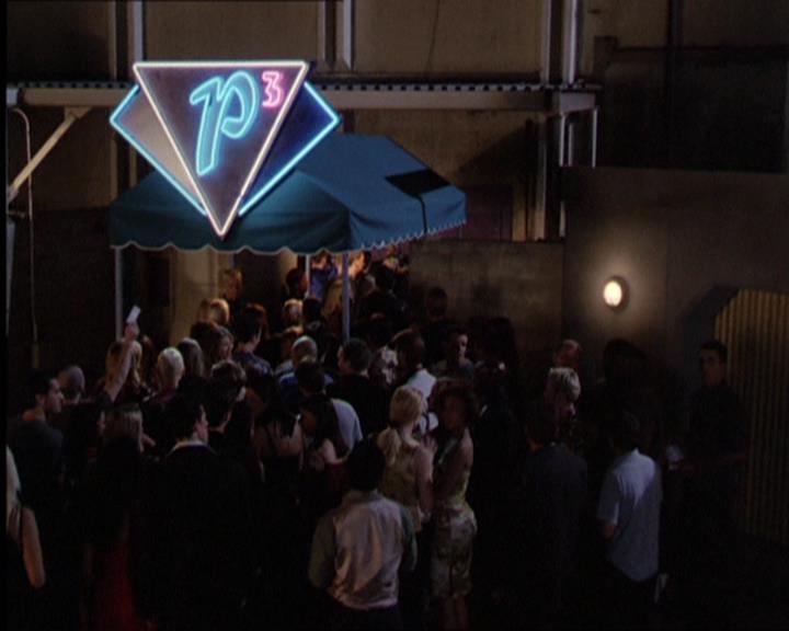 Charmed-Online-dot-210HeartbreakCity1048.jpg Charmed-Online-dot-210HeartbreakCity1048.jpg