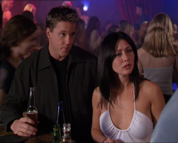 Charmed-Online-dot-210HeartbreakCity1053.jpg Charmed-Online-dot-210HeartbreakCity1053.jpg