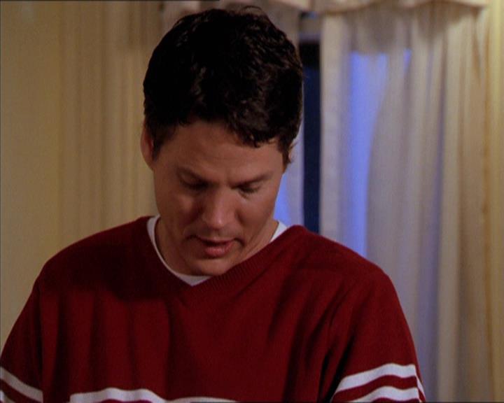 Charmed-Online-dot-210HeartbreakCity1123.jpg Charmed-Online-dot-210HeartbreakCity1123.jpg