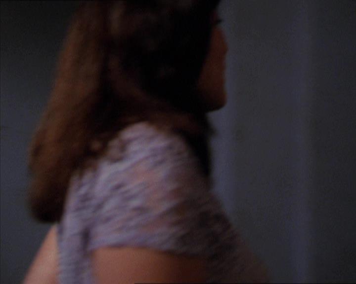 Charmed-Online-dot-210HeartbreakCity1287.jpg Charmed-Online-dot-210HeartbreakCity1287.jpg