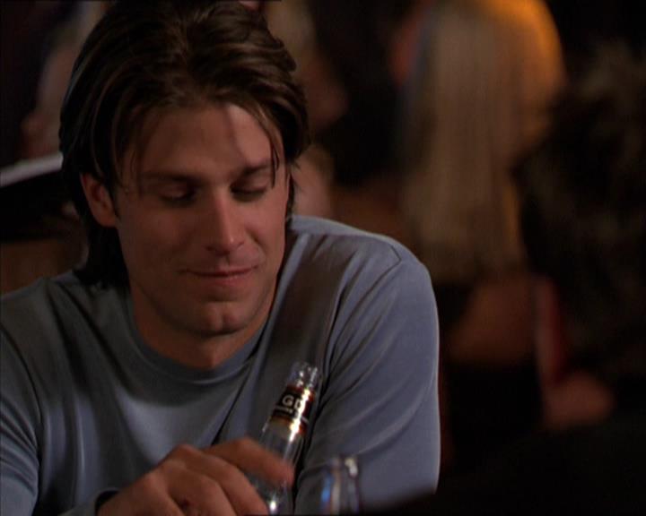 Charmed-Online-dot-210HeartbreakCity1389.jpg Charmed-Online-dot-210HeartbreakCity1389.jpg