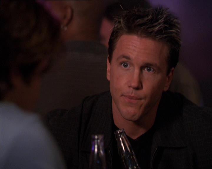 Charmed-Online-dot-210HeartbreakCity1392.jpg Charmed-Online-dot-210HeartbreakCity1392.jpg