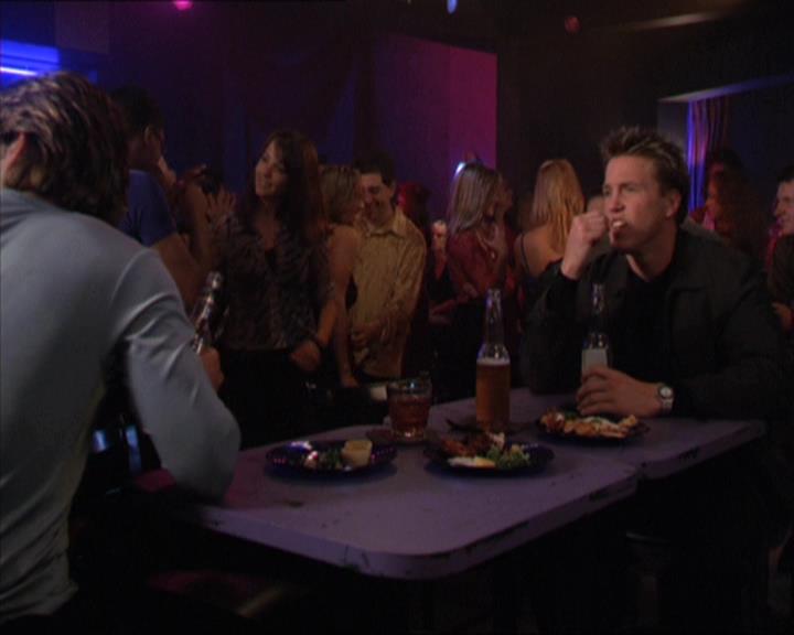 Charmed-Online-dot-210HeartbreakCity1431.jpg Charmed-Online-dot-210HeartbreakCity1431.jpg