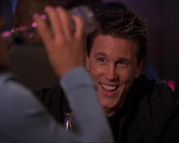 Charmed-Online-dot-210HeartbreakCity1451.jpg Charmed-Online-dot-210HeartbreakCity1451.jpg