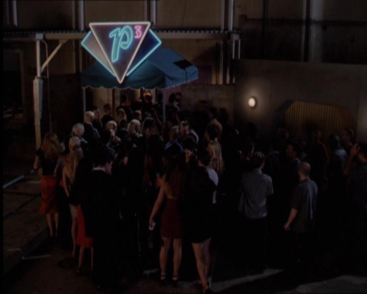 Charmed-Online-dot-210HeartbreakCity1462.jpg Charmed-Online-dot-210HeartbreakCity1462.jpg