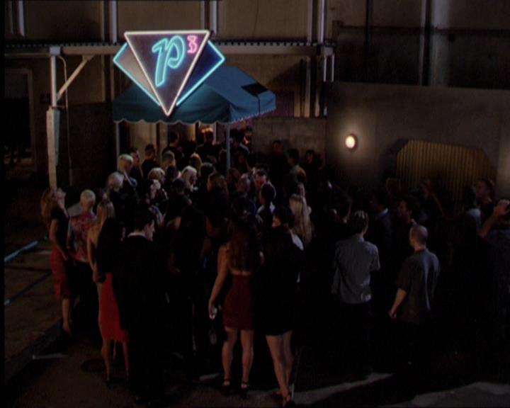 Charmed-Online-dot-210HeartbreakCity1463.jpg Charmed-Online-dot-210HeartbreakCity1463.jpg