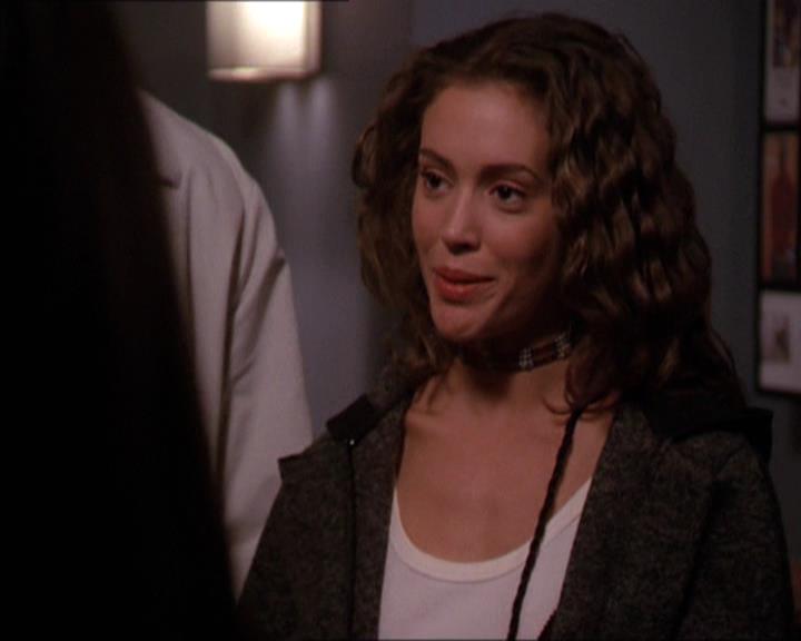 Charmed-Online-dot-210HeartbreakCity1494.jpg Charmed-Online-dot-210HeartbreakCity1494.jpg