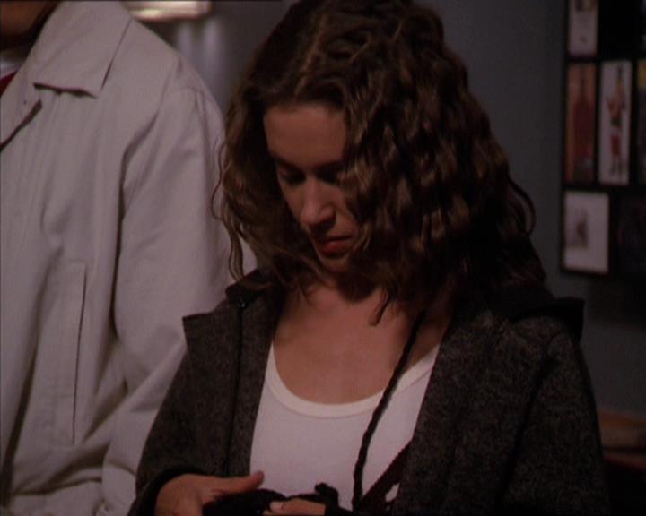 Charmed-Online-dot-210HeartbreakCity1503.jpg Charmed-Online-dot-210HeartbreakCity1503.jpg