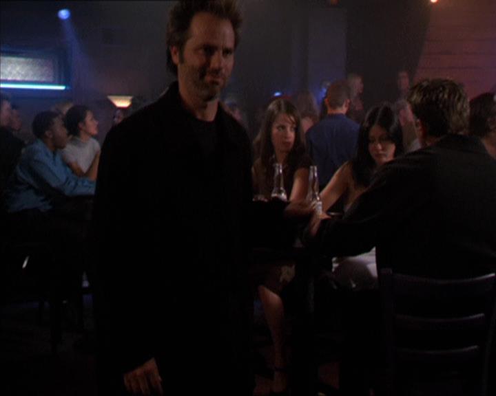 Charmed-Online-dot-210HeartbreakCity1574.jpg Charmed-Online-dot-210HeartbreakCity1574.jpg