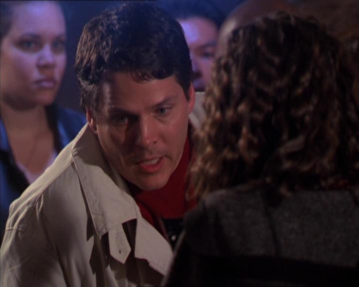 Charmed-Online-dot-210HeartbreakCity1621.jpg Charmed-Online-dot-210HeartbreakCity1621.jpg