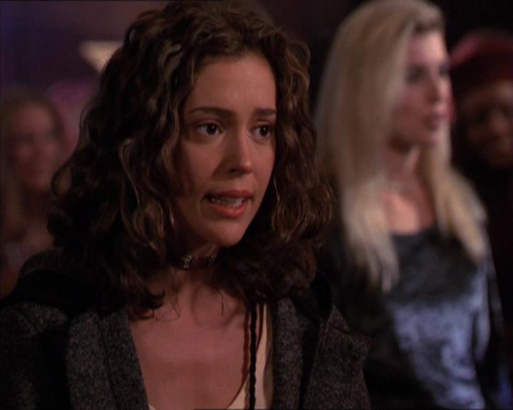 Charmed-Online-dot-210HeartbreakCity1650.jpg Charmed-Online-dot-210HeartbreakCity1650.jpg