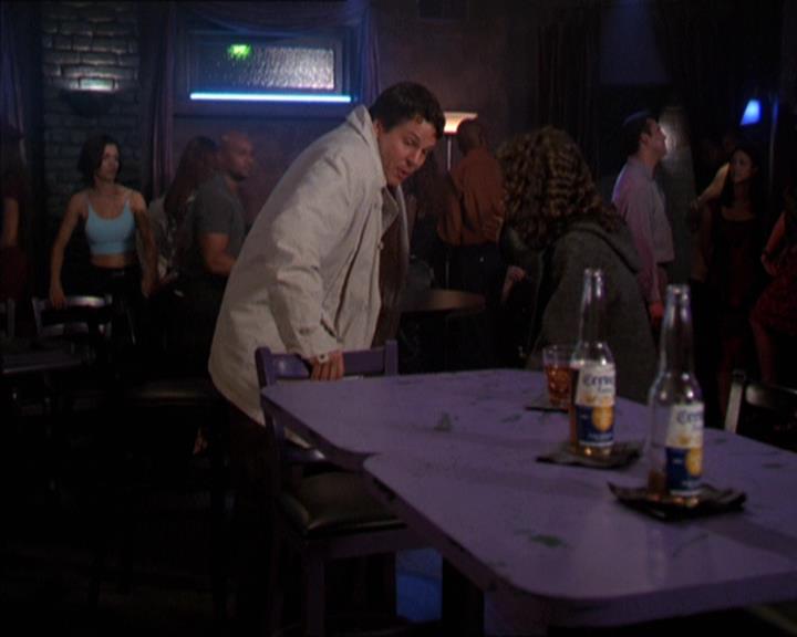 Charmed-Online-dot-210HeartbreakCity1660.jpg Charmed-Online-dot-210HeartbreakCity1660.jpg