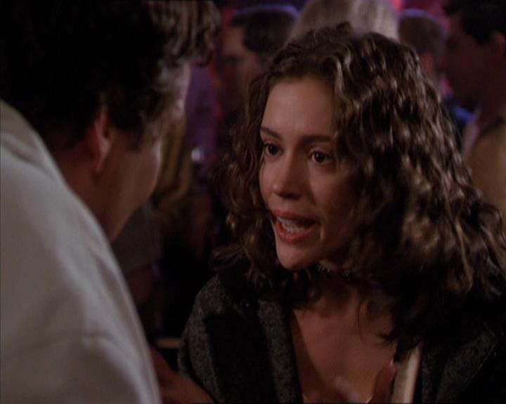 Charmed-Online-dot-210HeartbreakCity1667.jpg Charmed-Online-dot-210HeartbreakCity1667.jpg