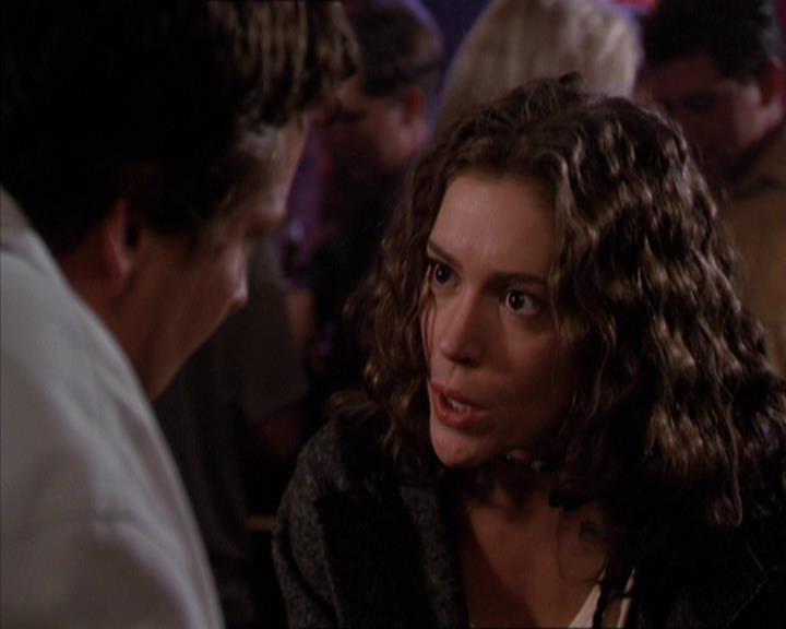 Charmed-Online-dot-210HeartbreakCity1668.jpg Charmed-Online-dot-210HeartbreakCity1668.jpg