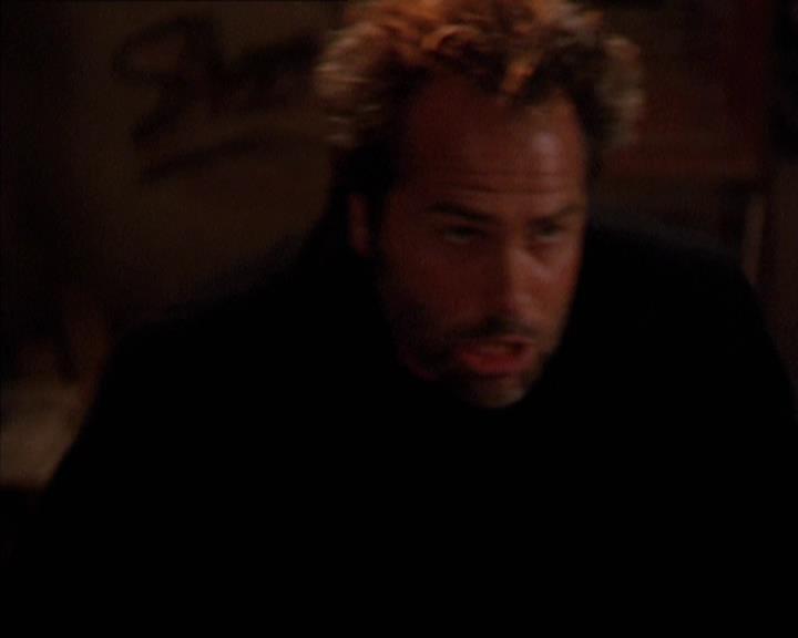 Charmed-Online-dot-210HeartbreakCity1944.jpg Charmed-Online-dot-210HeartbreakCity1944.jpg