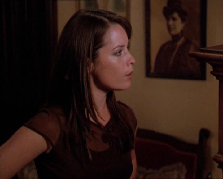 Charmed-Online-dot-210HeartbreakCity1979.jpg Charmed-Online-dot-210HeartbreakCity1979.jpg