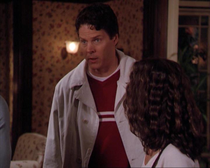 Charmed-Online-dot-210HeartbreakCity1987.jpg Charmed-Online-dot-210HeartbreakCity1987.jpg