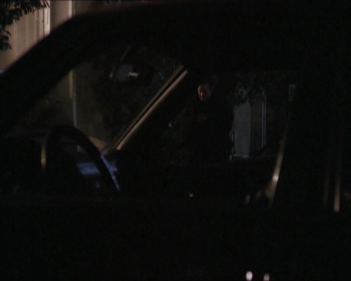 Charmed-Online-dot-210HeartbreakCity2003.jpg Charmed-Online-dot-210HeartbreakCity2003.jpg